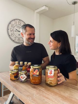 Sdílená radost chutná nejlíp 🌶️ Láska, úsměv a chilli – dokonalá kombinace! Pochoutky od Chillimatu prostě potěší každého,...
