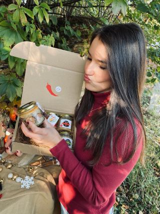 Kristýna doporučuje: Utrápenci, Zauzenec a masová směs na topinky. Pálí, ale jen tak, aby pohladili duši. Tři zachránci...